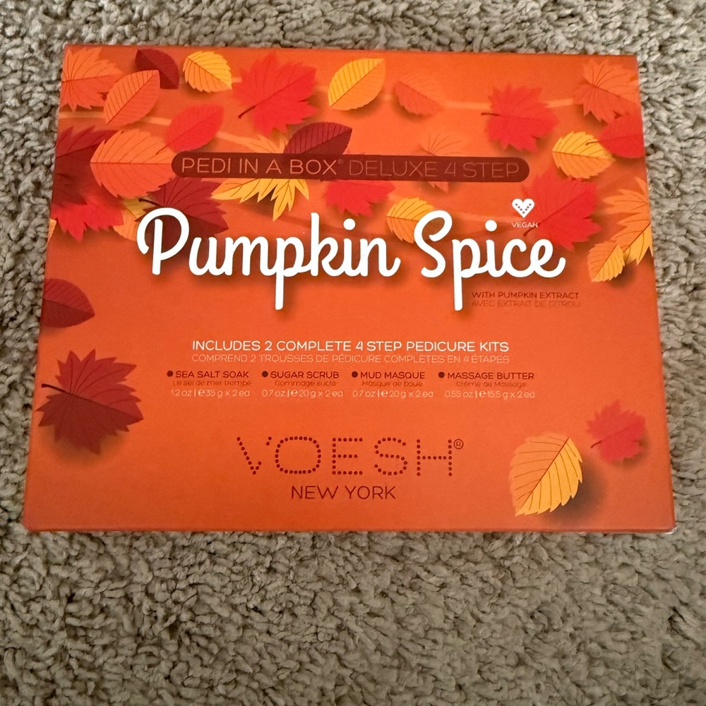 VOESH New York Pumpkin Spice Pedi in a Box Deluxe 4 Step